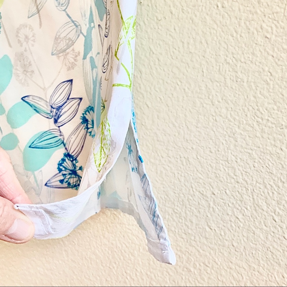 Top - Women’s Large  Blue & Green Floral on White - Picture 2 of 3
